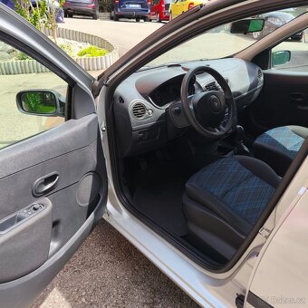 Renault Clio 1.2i 55kw, poctivých 157tkm, klima - 16