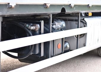 Mercedes-Benz Antos 2548 - 6x2 - Valník+HR-HIAB XS 144 HIDUO - 16
