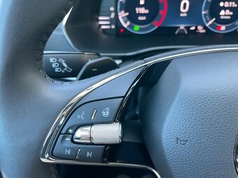 Škoda Octavia 4 Combi STYLE  2.0TDi 110kW DSG Full LED Tažné - 16