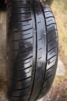 Kia Rio 1.25, 62 kW, benzín - 16