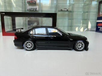 BMW Z4 a BMW E46 AUTOART 1:18 - 16