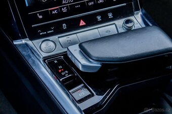 Audi E-tron 55 quattro Advanced, 300kW / Vzduch / OdpočetDPH - 16