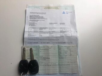 HONDA ACCORD 2,2iCTDi NAFTA 103 KW ZA 59000 KČ - 16