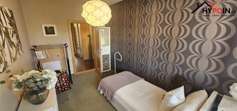 EXKLUZIVNÍ BYT 5+KK S VELKOU TERASOU, DVOJGARÁŽÍ V DOMĚ A PE - 16