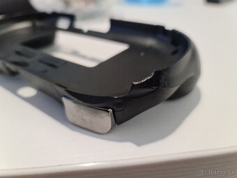 PS Vita 2000 Slim - 16