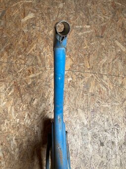 Stadion S22 rám - 16