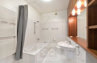 Světlý byt 4+kk/B/G v projektu  v Praze 6 – Červený Vrch, ul - 16