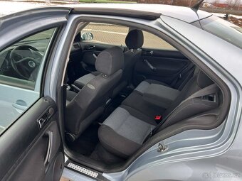 PRODAM VW BORA 2.0i PACIFIC NOVA STK EMISE DO 2028 - 16