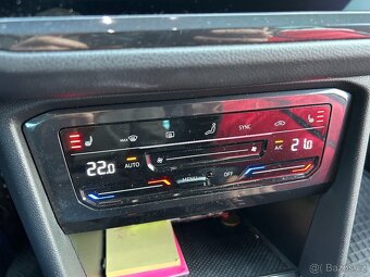 ŠKODA OCTAVIA 3 2.0TDI 110KW 4x4 SCOUT NAVI TAŽNÉ - 16