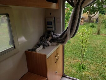Garážovaný minikaravan zn. KONDOR - 16