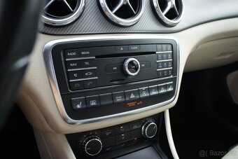 Mercedes-Benz GLA 200d 4TMATIC / AJ NA SPLÁTKY / - 16