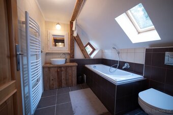 CHALUPA NA MÍSTĚ, KDE SE BĚŽNĚ NEPRODÁVÁ – ŠUMAVA - 16