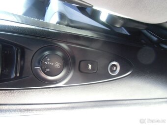 Citroën C8, 2.0 HDi - 16