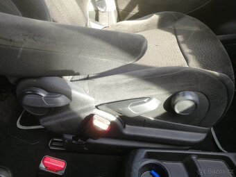 Citroën C4 Grand Picasso 1,6 HDI na ND či k opravě - 16