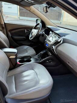 Hyundai ix35 2.0 diesel automat 2010 - 16
