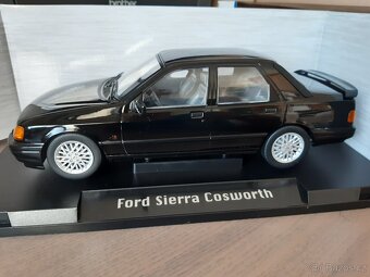 BMW, Jeep, Ford, Porsche, McLaren a Tyrrell    1:18  MCG - 16