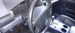 VW Phaeton W12 Long - 16