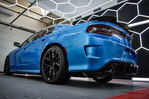 Dodge charger scat pack 6,4 r.v 19 výměna možná - 16