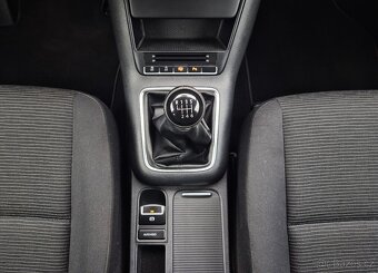 VW TIGUAN 2.0TDI 1 MAJITEL 106 TIS.KM  AUT. KLIMA PARK AUT - 16