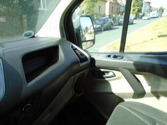 Ford Transit Custom 2.2 TDCi 6 míst L2 - 16