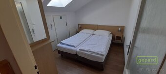 Velký dvoupodlažní apartmán 3+kk v Lipně nad Vltavou, komple - 16