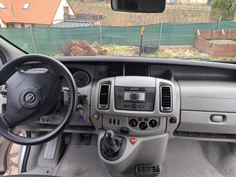 Opel Vivaro Tour - 16
