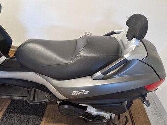 Piaggio MP3 400 LT řidičský průkaz B - 16