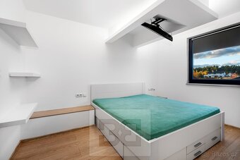 Prodej patrového rodinného domu se zaradou v Třemošné, 1270m - 16