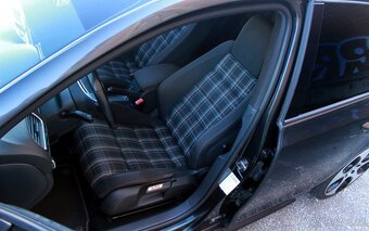 VW Golf GTi MK6 Wolfsburg Edition - 16
