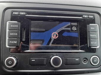 Volkswagen Sharan 2,0tdi 125kw DSG perfektní stav - 16