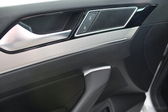 Wolksvagen Passat 2.0TDi DSG 140/kW,Highline,Webasto - 16
