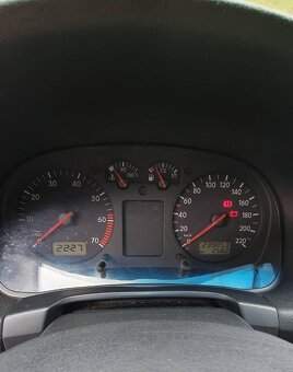 VW Golf 4 1.4 - 16