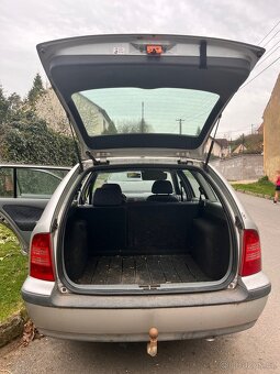 Škoda octavia combi 1,6 - 16