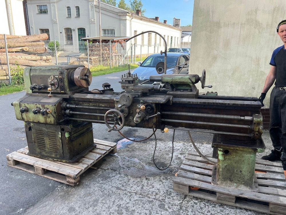 Soustruh malý - výrobce Eilgang, Schmierung - 17