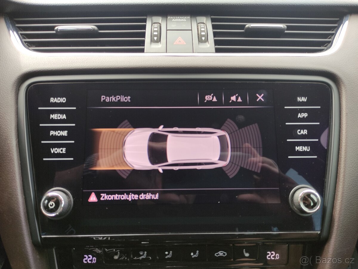 Škoda Octavia III L&K FullLED WEBASTO CANTON SENZORY - 17