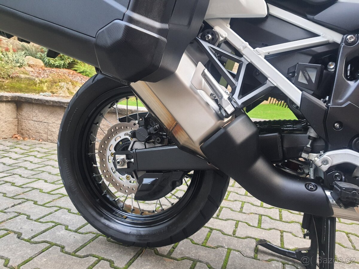 CRF 1100 L Africa Twin DCT - TOP STAV 8000 KM - 17