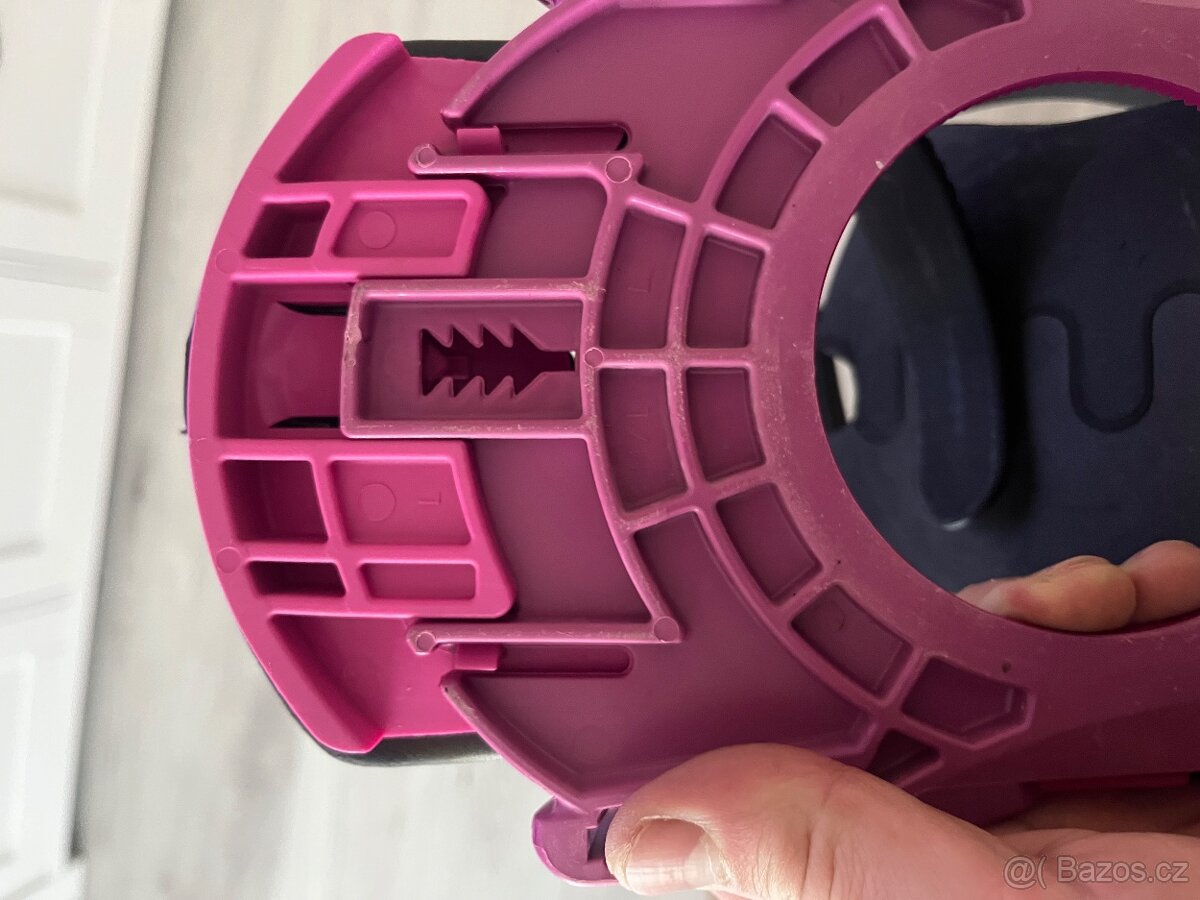 Nabízím dívčí ROXY BTX. - Magnet Traction 146cm. - 17