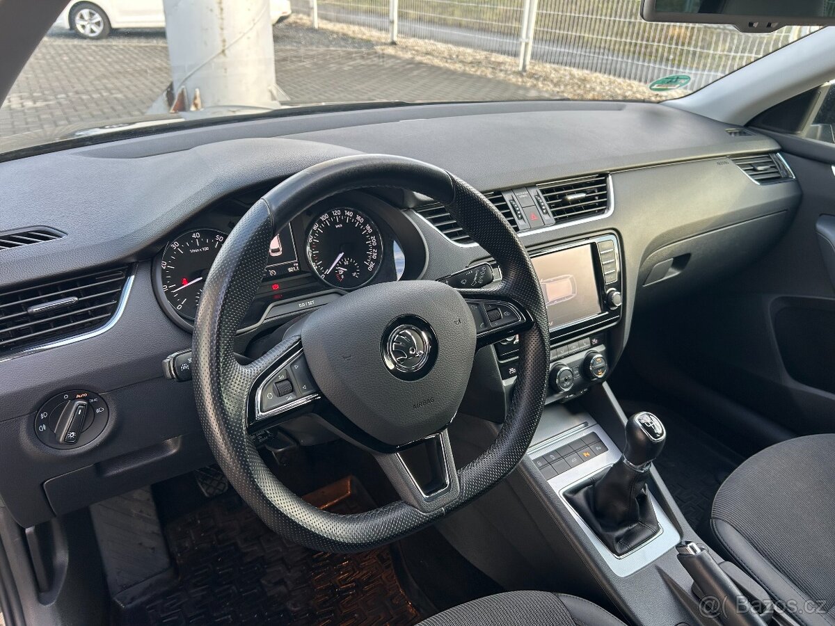 Škoda Octavia 1.4 TSI 103 kw 127 tis km Xenony - 17