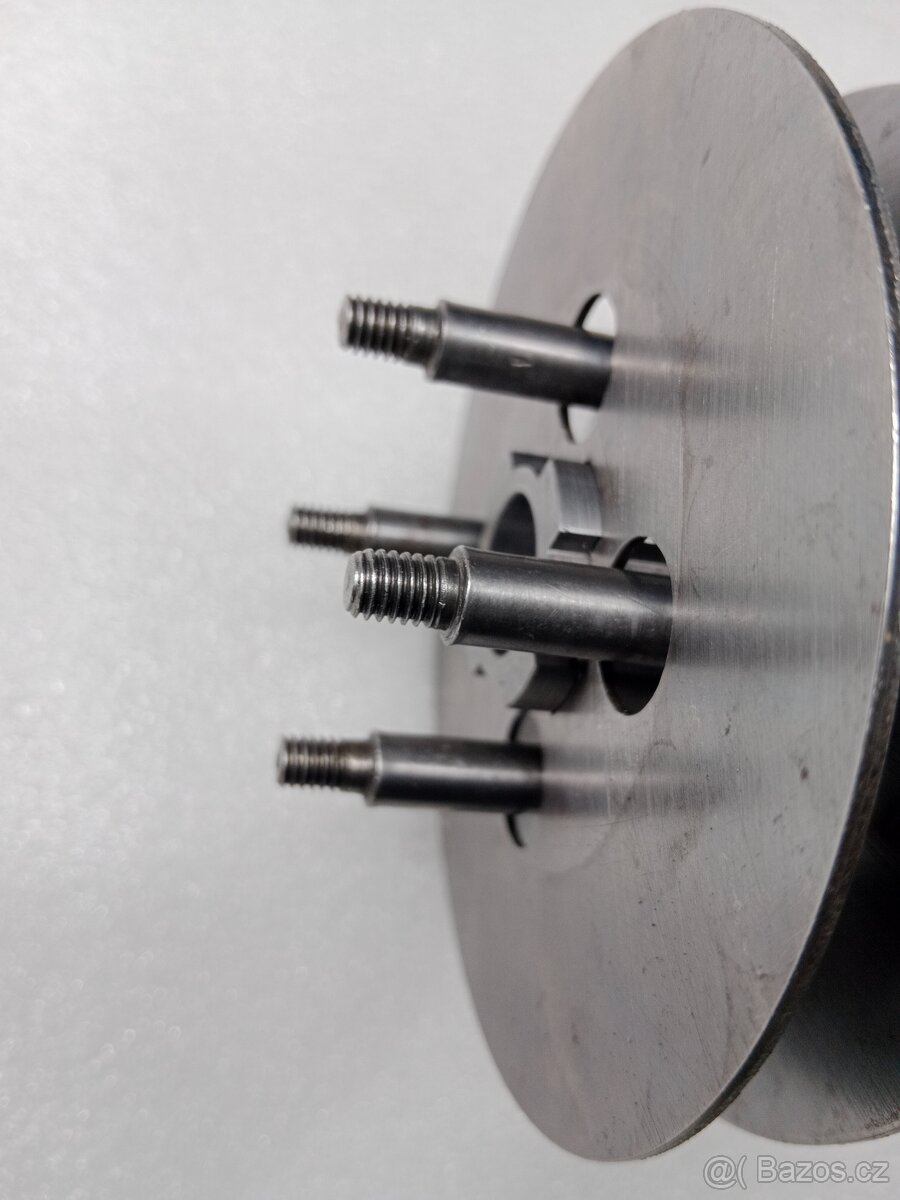 ČZ PŘEDVÁLEČNÁ 175 250 500 STŘED SPOJKY ORIGINÁL - 17