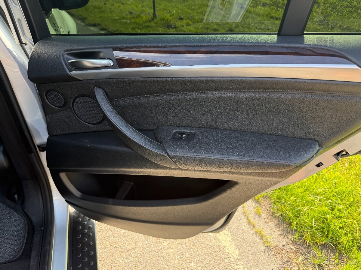 Prodám Bmw X5 E70 210kw - 17