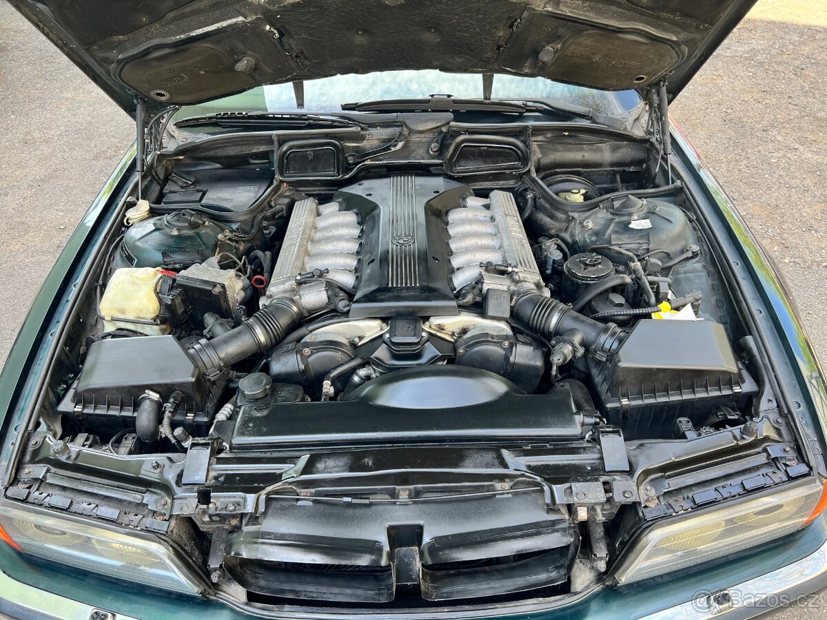 BMW Řada 7, 750 il, V12, 240 Kw, E38, pěkný stav - 17