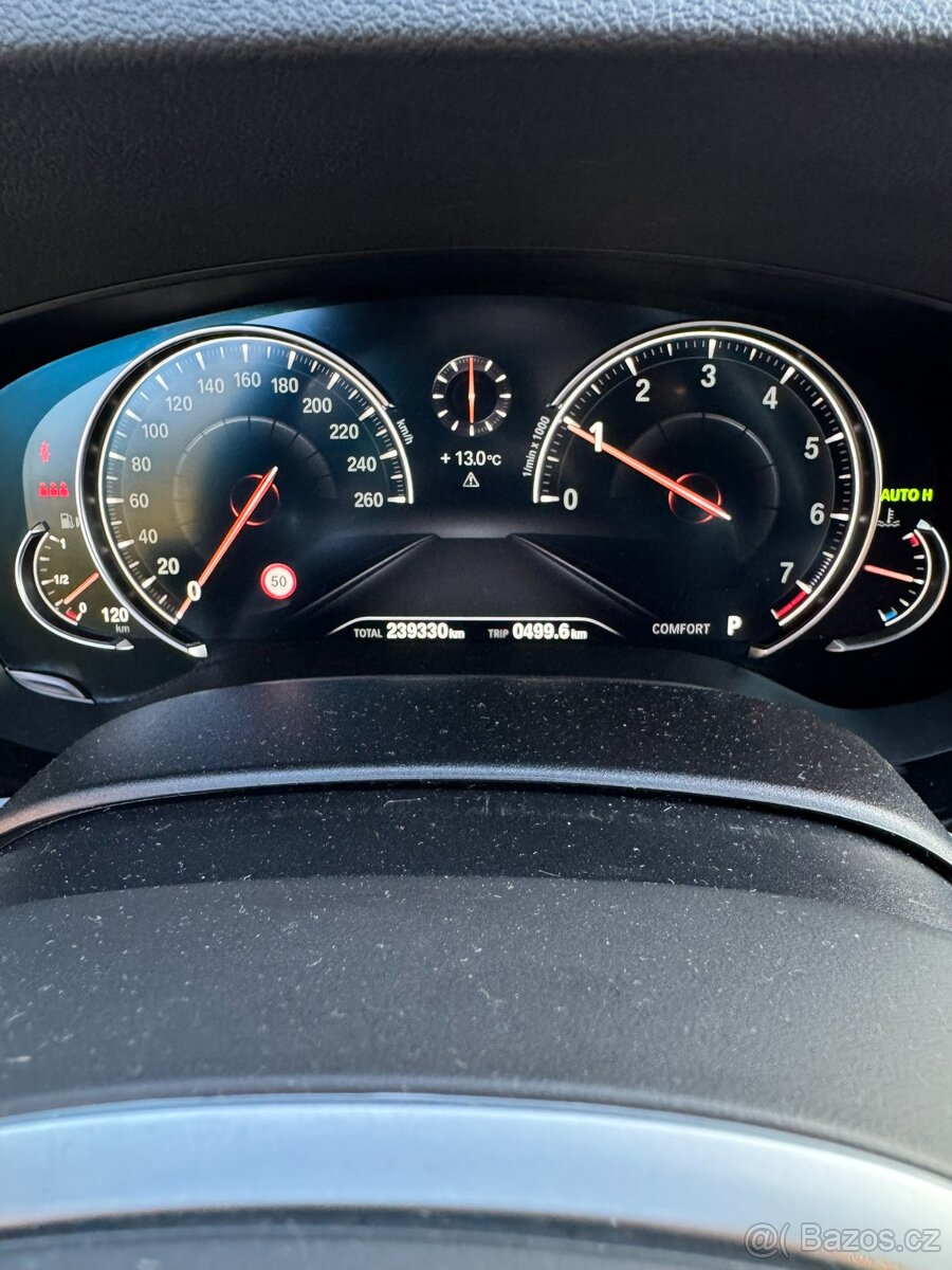 BMW 540i xDrive Limousine - 17