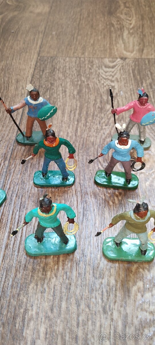 Indiáni figurky 2 z NDR - 17