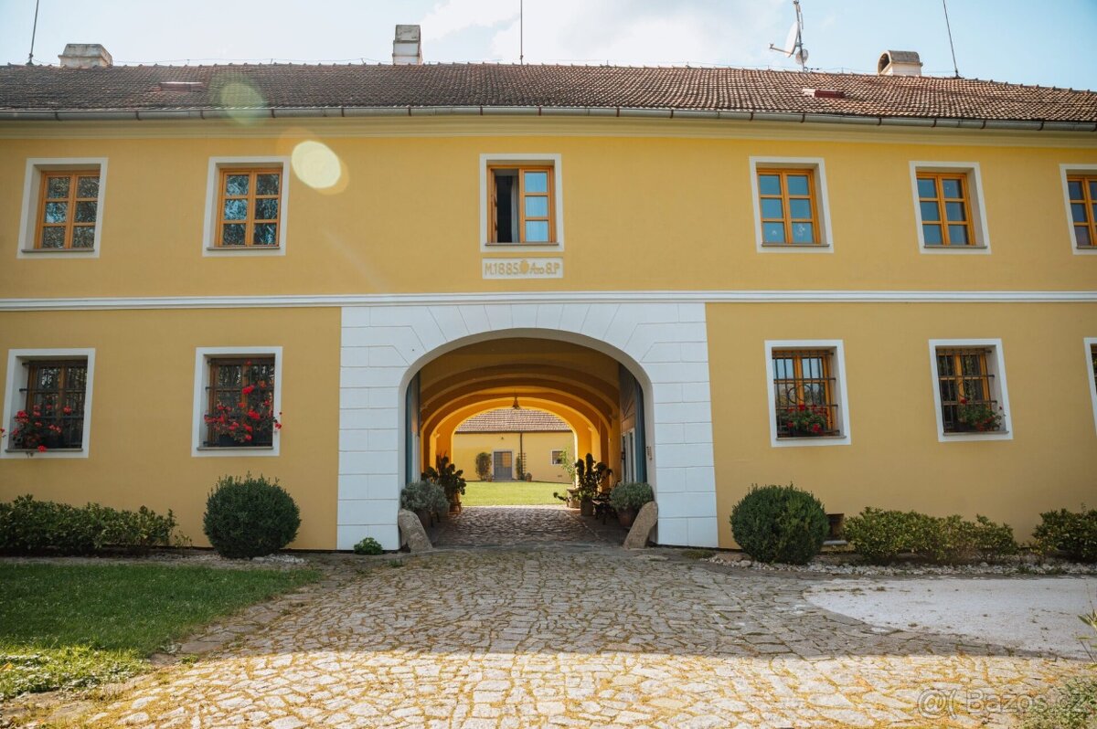 Objekt bývalého statku Český Krumlov, 5 km stranou - 17