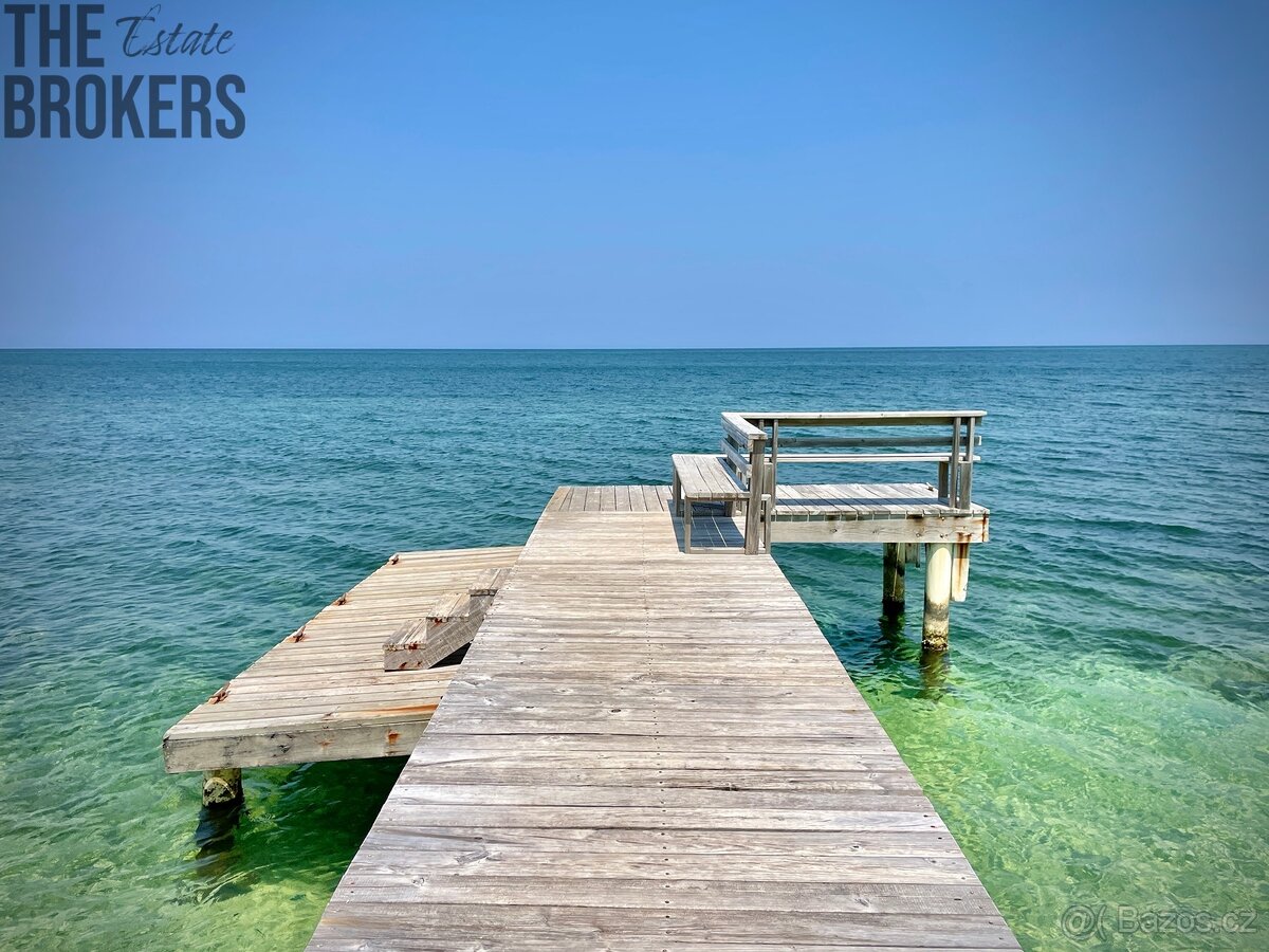 Pangea Tower Camp Bay Beach - 17