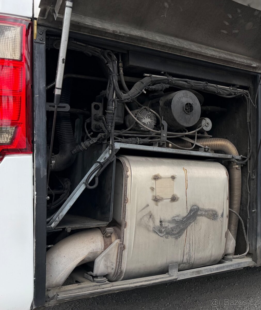 65míst, Setra 417 GT-HD - 17