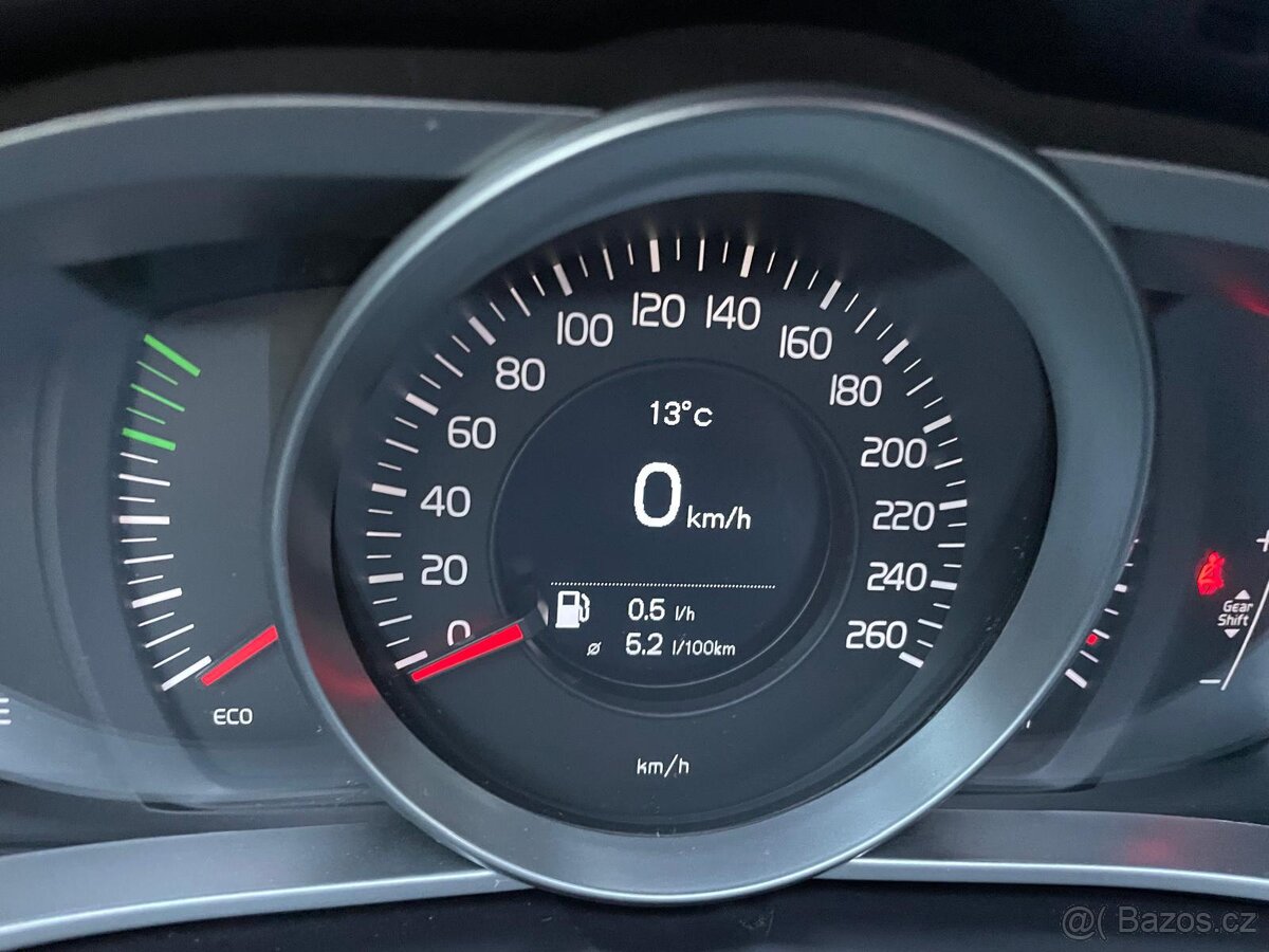 Volvo V40 cross country D2, 2019 - 17