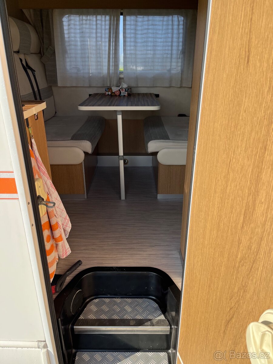 Obytny vuz Rimor Seal 5 Alkovna - 17