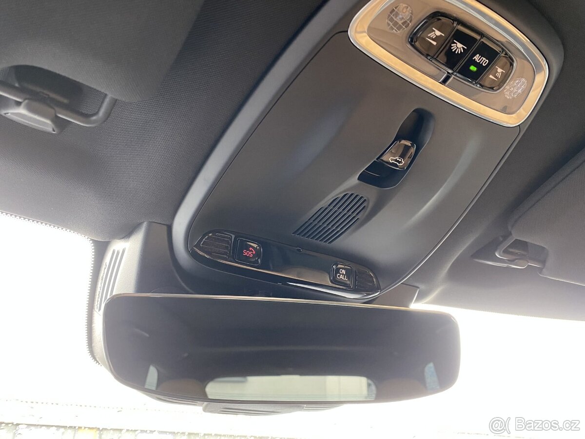 VOLVO XC90 11/2019 / B5 / AWD / INSCRIPTION - 17