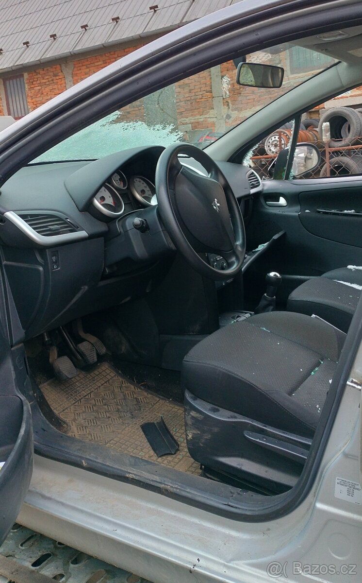 Peugeot 207, 2007 - 2015 - 17